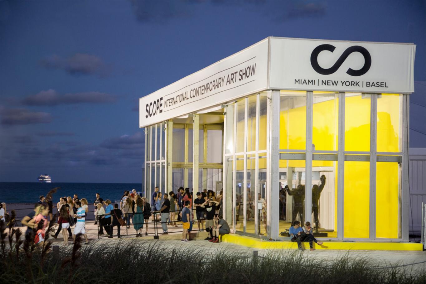 Experience SCOPE Miami Beach 2014 in Virtual Reality.